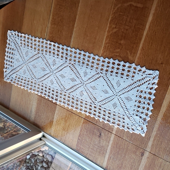 Handmade doili table decor 9 - Picture 4 of 4